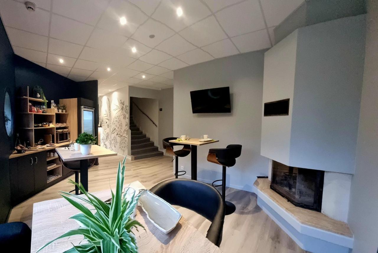 Hotel Pont De Senard Montaigu-Vendee Kültér fotó